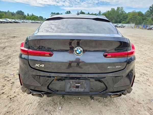 2022 BMW X4 xDrive30i