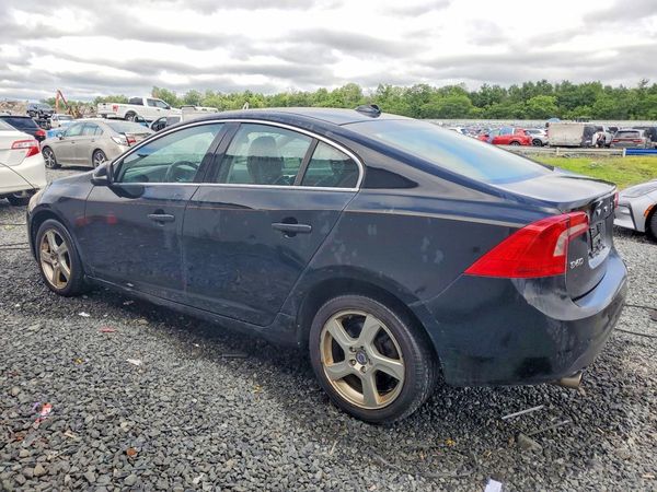 2013 VOLVO S60