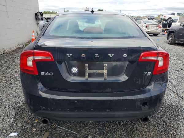 2013 VOLVO S60
