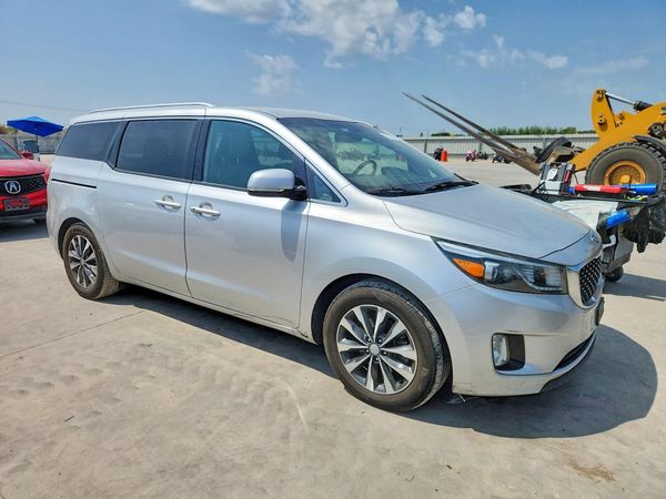 2016 KIA SEDONA EX - Middle level