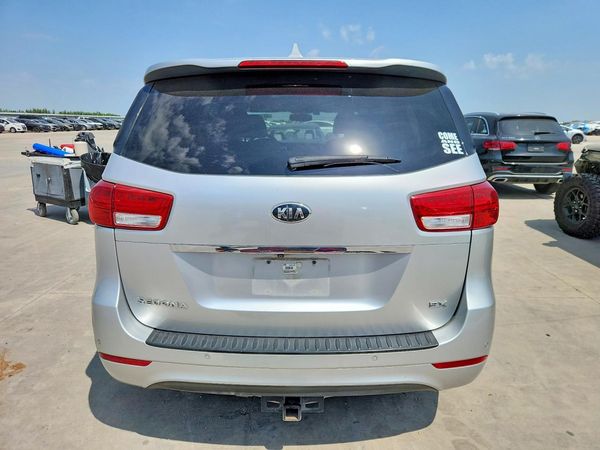 2016 KIA SEDONA EX - Middle level