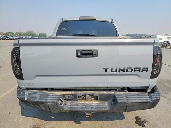 2019 TOYOTA TUNDRA