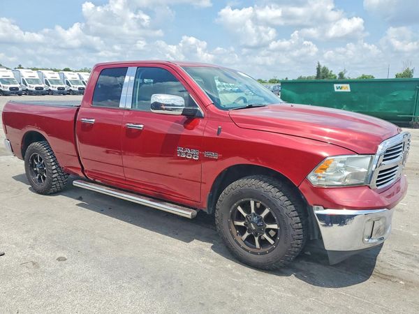 2014 RAM 1500 SLT
