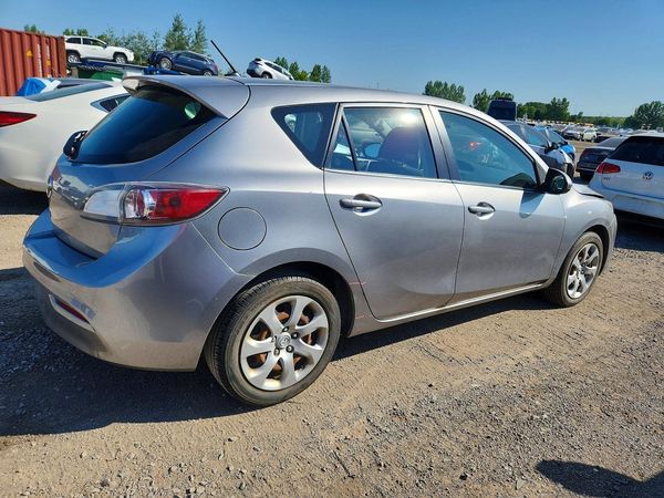 2013 MAZDA 3 Sport/GX