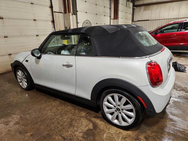 2019 MINI COOPER