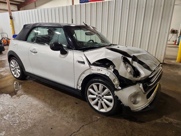 2019 MINI COOPER