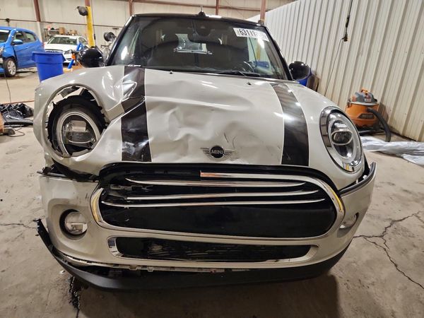 2019 MINI COOPER