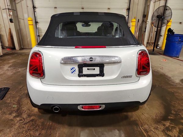 2019 MINI COOPER