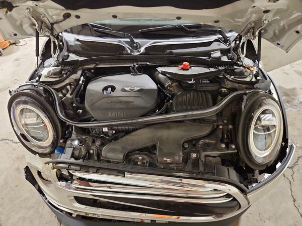 2019 MINI COOPER
