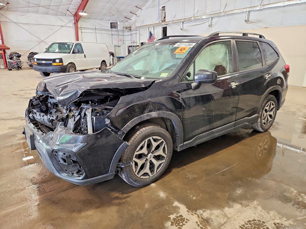 2020 SUBARU FORESTER Prm+ES+KA — Front 3/4