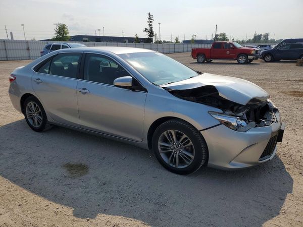 2016 TOYOTA CAMRY — Passenger 3/4