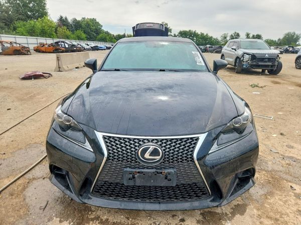 2016 LEXUS IS