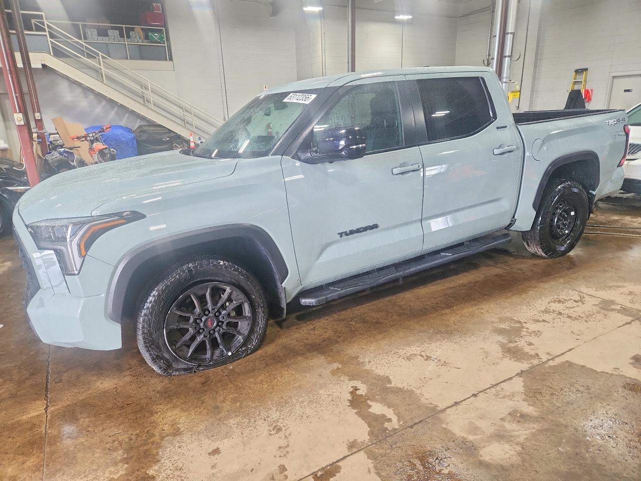 2025 TOYOTA TUNDRA