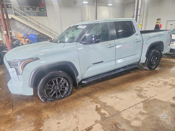 2025 TOYOTA TUNDRA