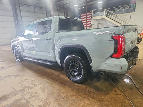 2025 TOYOTA TUNDRA