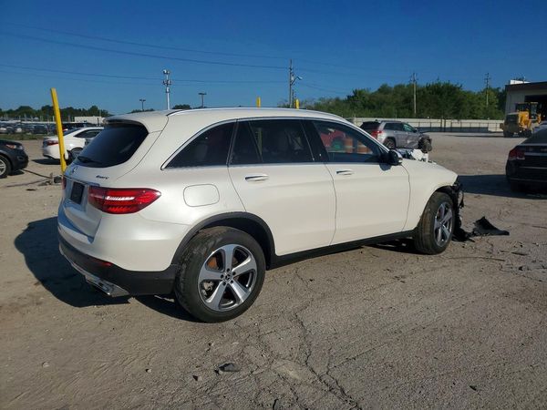 2019 MERCEDES-BENZ GLC GLC 300-4M