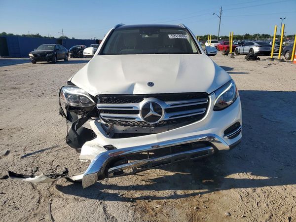 2019 MERCEDES-BENZ GLC GLC 300-4M