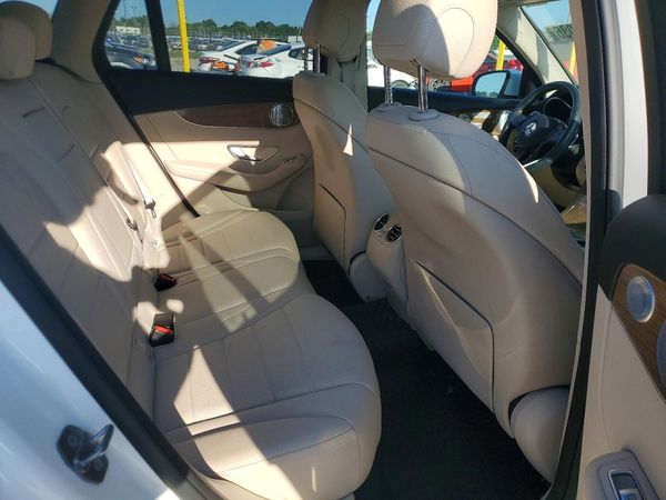 2019 MERCEDES-BENZ GLC GLC 300-4M