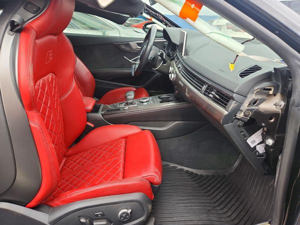 2018 AUDI S5