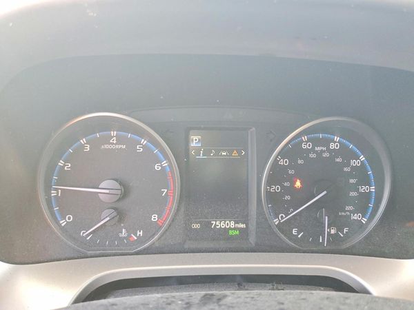 2018 TOYOTA RAV4 Adventure/XLE
