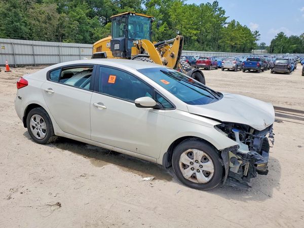 2014 KIA FORTE LX