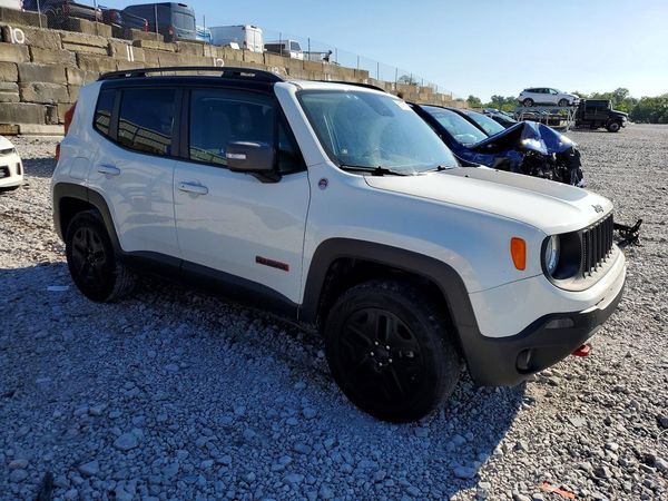 2018 JEEP RENEGADE TRAILHAWK 4X4