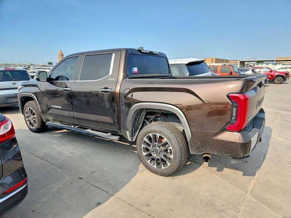 2024 TOYOTA TUNDRA Limited