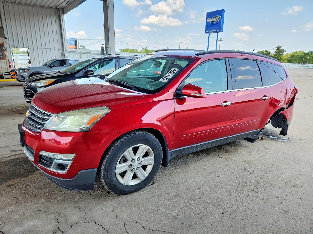 2014 CHEVROLET TRAVERSE 1LT — Front 3/4