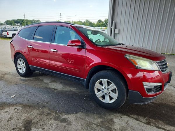 2014 CHEVROLET TRAVERSE 1LT — Passenger 3/4