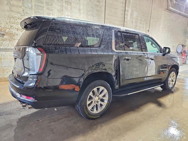 2025 CHEVROLET SUBURBAN Premier