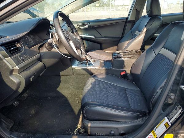 2014 TOYOTA CAMRY