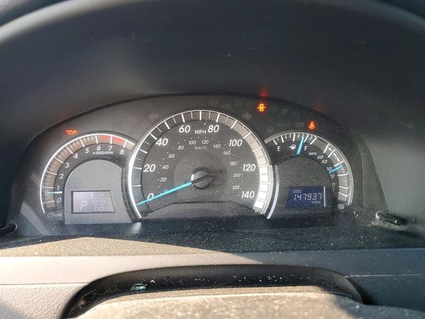 2014 TOYOTA CAMRY