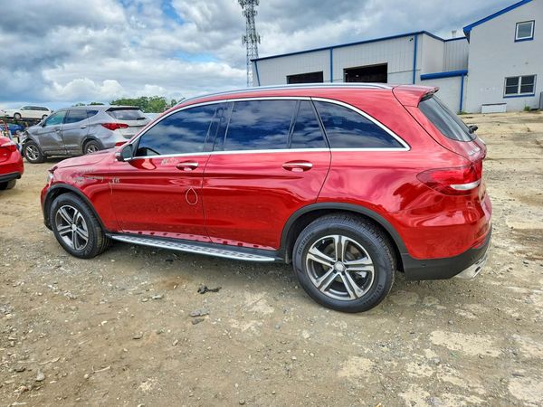 2016 MERCEDES-BENZ GLC GLC300 Base-4M