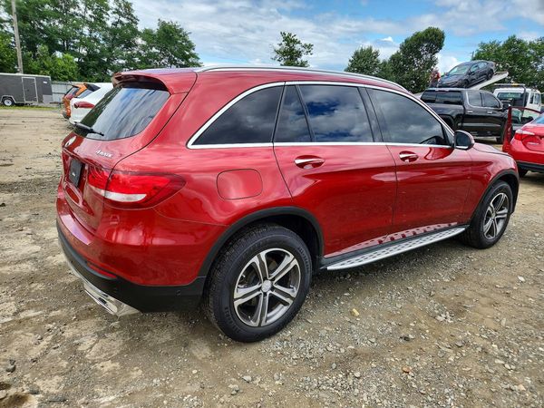 2016 MERCEDES-BENZ GLC GLC300 Base-4M