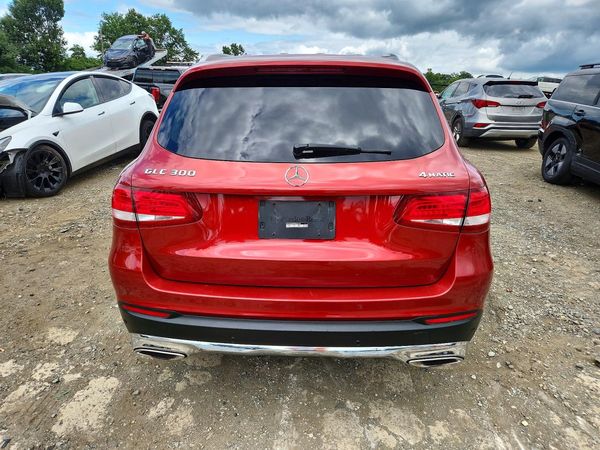 2016 MERCEDES-BENZ GLC GLC300 Base-4M