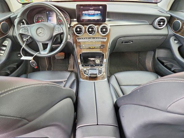 2016 MERCEDES-BENZ GLC GLC300 Base-4M