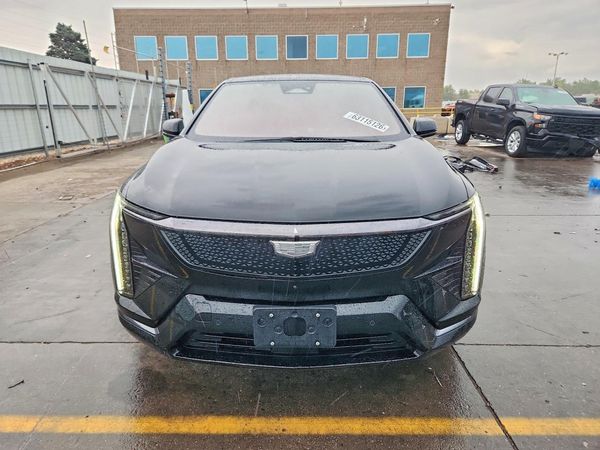 2025 CADILLAC OPTIQ