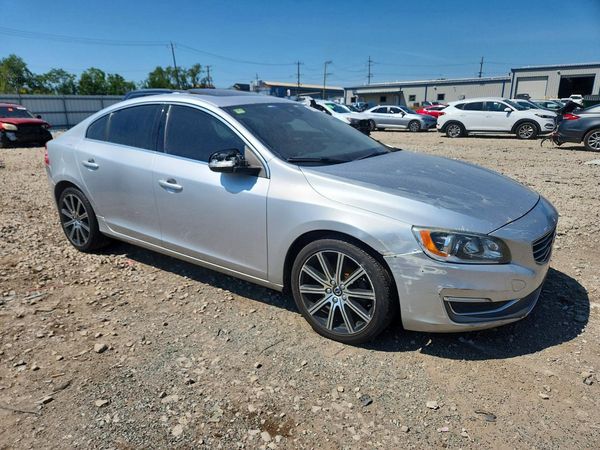 2017 VOLVO S60 Inscription