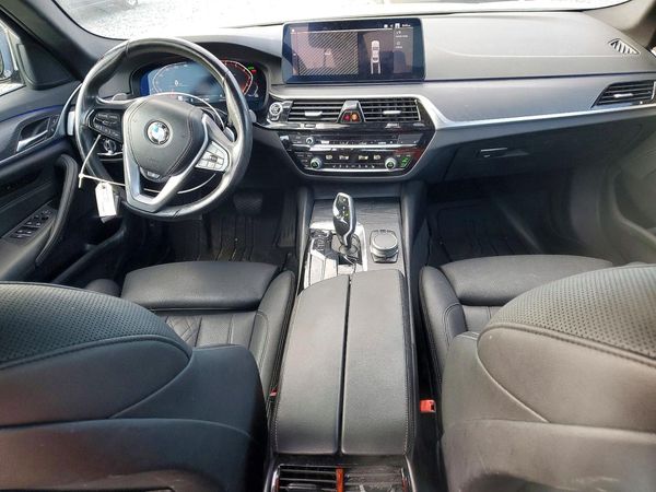 2022 BMW 530 xDrive