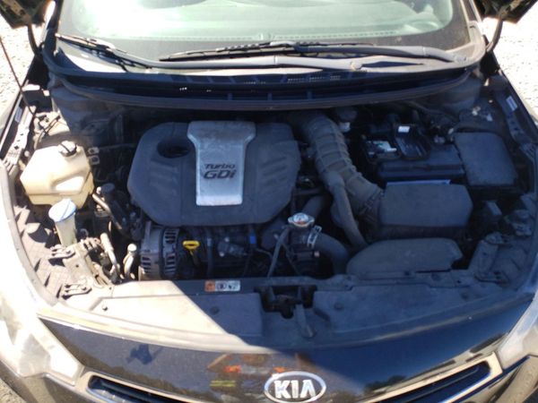 2015 KIA FORTE KOUP TOP (High)