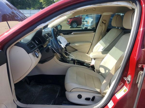 2018 VOLKSWAGEN PASSAT SE, SE w/ Technology