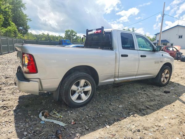 2014 RAM 1500 ST QUAD CAB 4X4