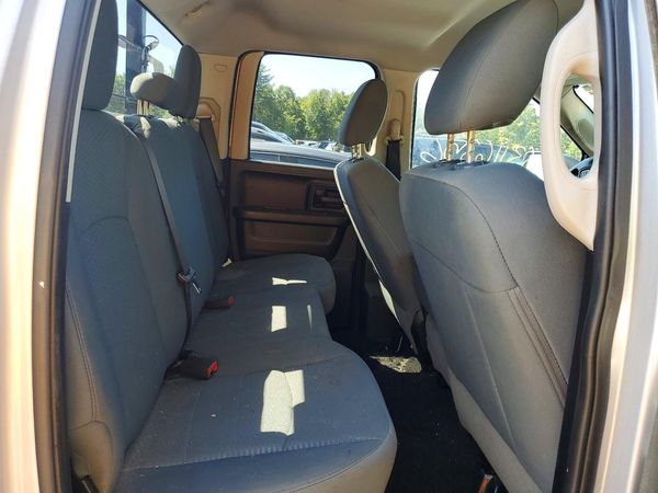 2014 RAM 1500 ST QUAD CAB 4X4