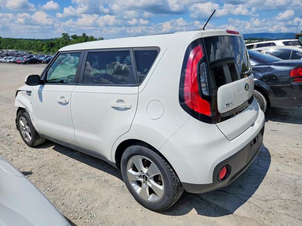 2018 KIA SOUL Base