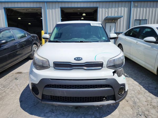2018 KIA SOUL Base