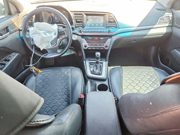 2017 HYUNDAI ELANTRA