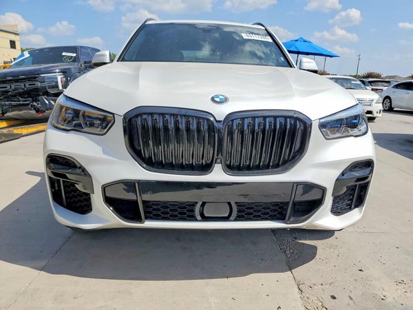 2022 BMW X5 M50i