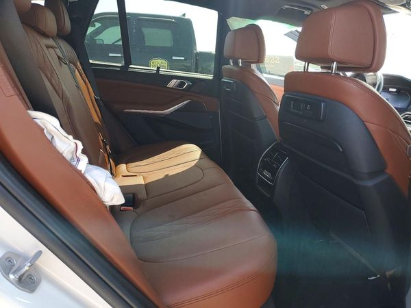 2022 BMW X5 M50i