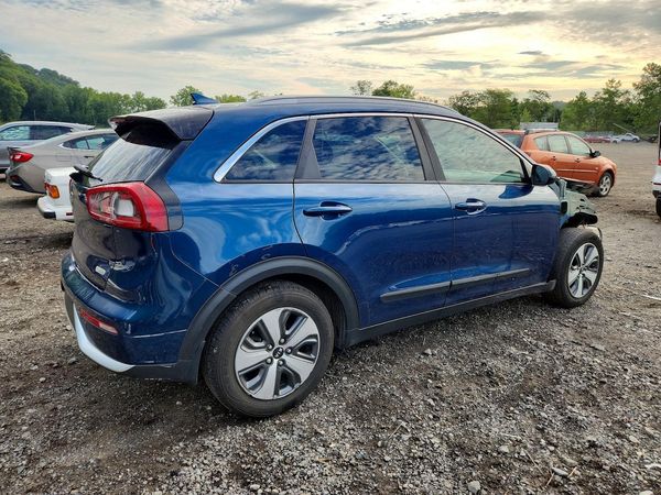 2017 KIA NIRO FE / LX / LX Tech