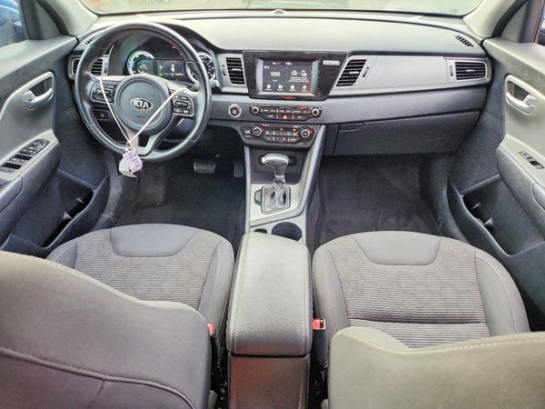 2017 KIA NIRO FE / LX / LX Tech
